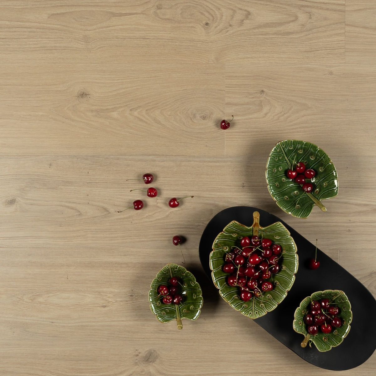 Douwes Dekker Ambitieus Riante Plank Rigid click 07815 Panna Cotta PVC vloer, elegant en robuust, perfect voor eigentijdse interieurs.