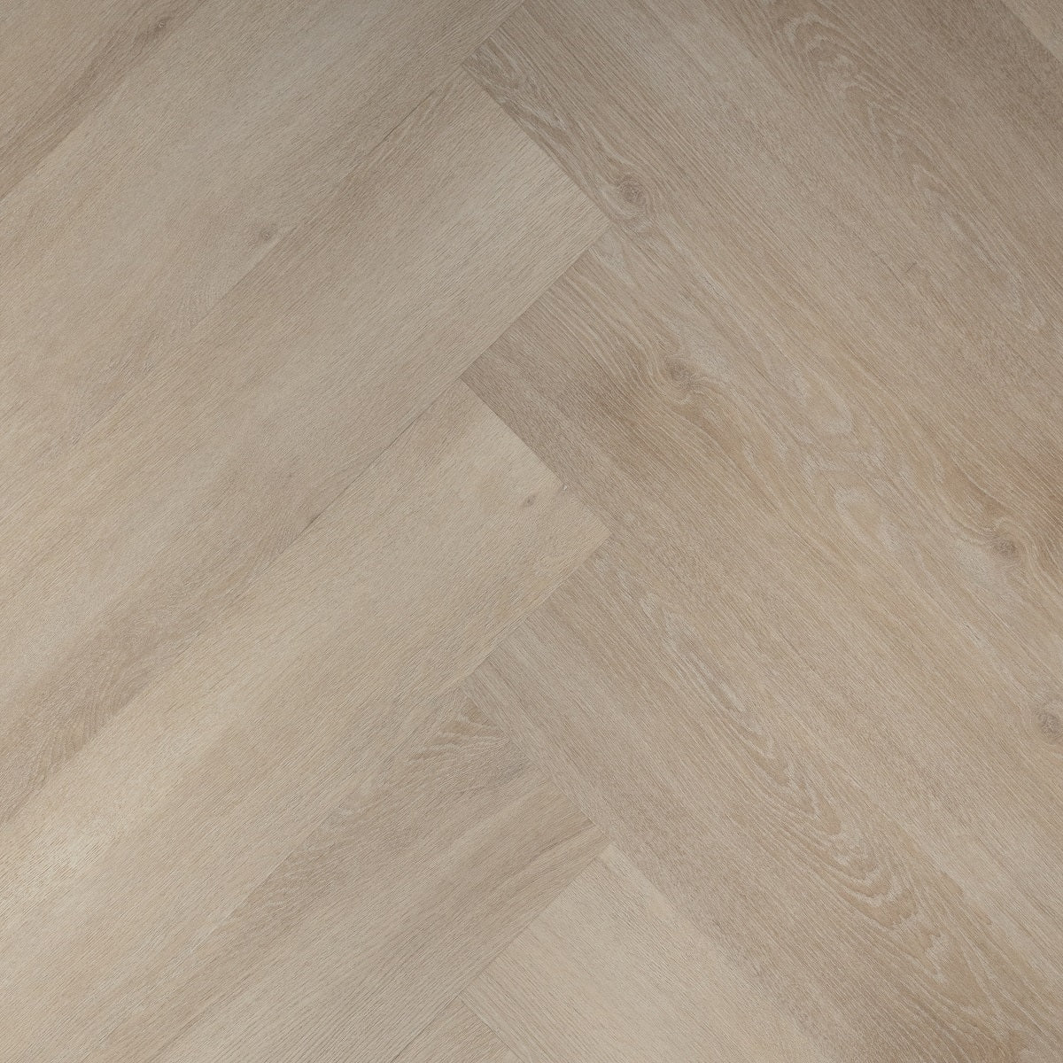 Douwes Dekker Ambitieus Trendy Visgraat 04764 Pepermunt PVC vloer, biedt een stijlvolle en duurzame afwerking, ideaal voor moderne woningen