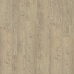 Stijlvolle mFLOR Authentic Hervik 85104 Kasper PVC vloer, benadrukt door natuurlijke houtnerven en een rustieke uitstraling