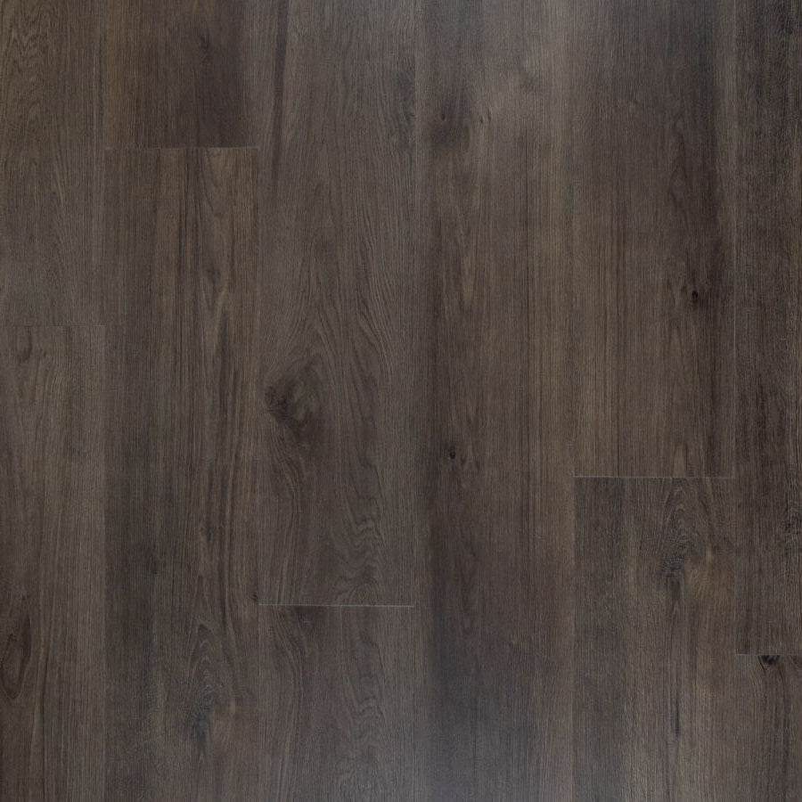 Elegante Otium Plank Opal 94648 PVC vloer in een eigentijdse ruimte, met verfijnde houtnerf en een heldere, luxe uitstraling