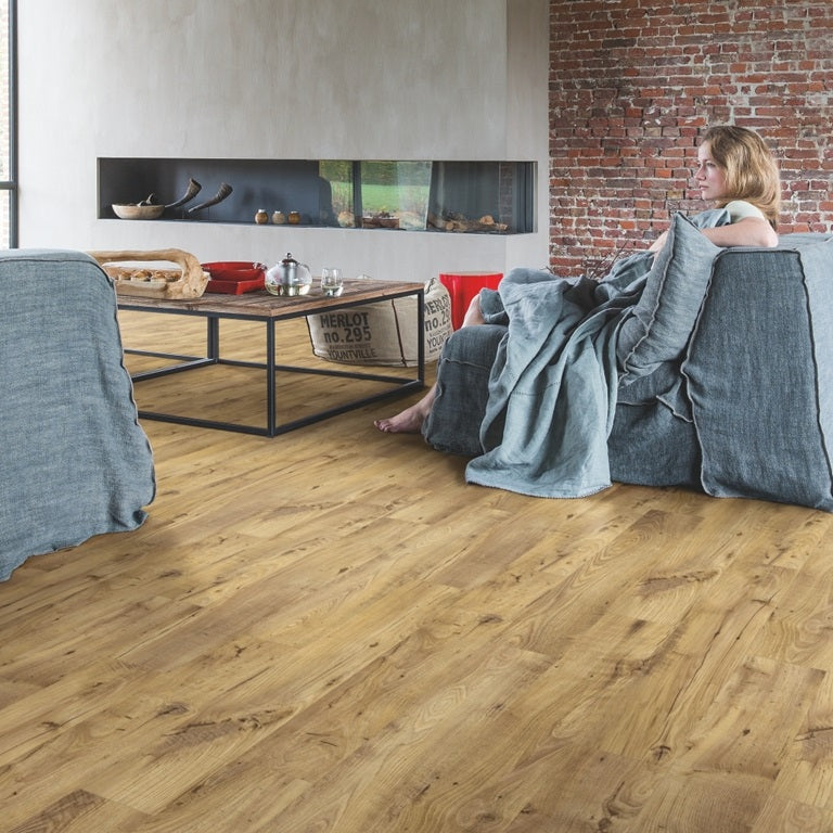 Quick Step Blos AVSPU40029 Vintage Naturelle Eik pvc vloer, vintage eiken click-vloer, ideaal voor een warm en traditioneel interieur