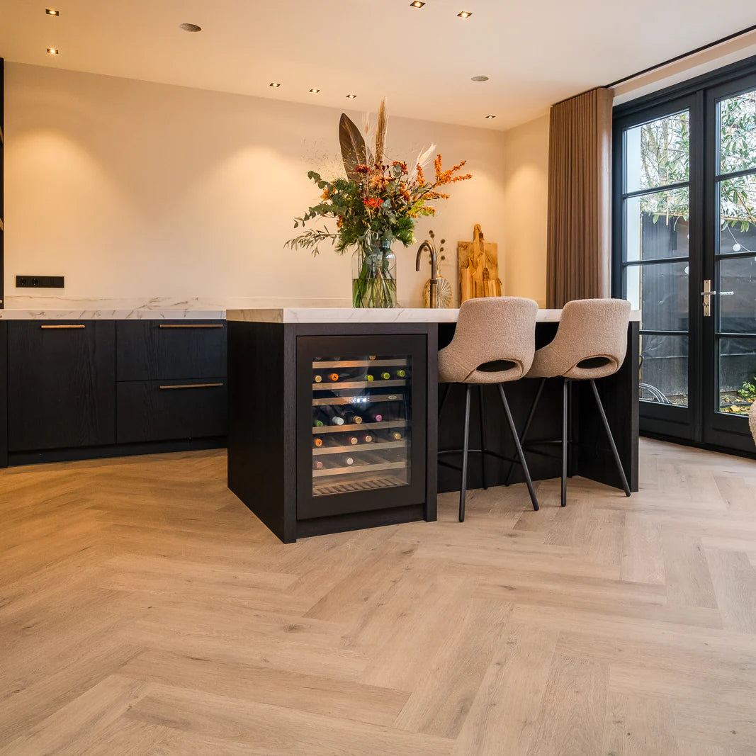 Belakos Attico Visgraat XL 82 | Dryback Lijm PVC