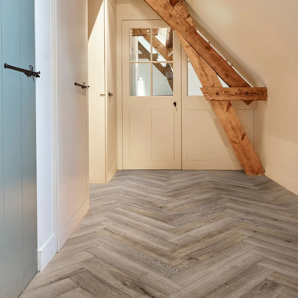 COREtec The Naturals Herringbone 854 Acorn | Visgraat Click PVC