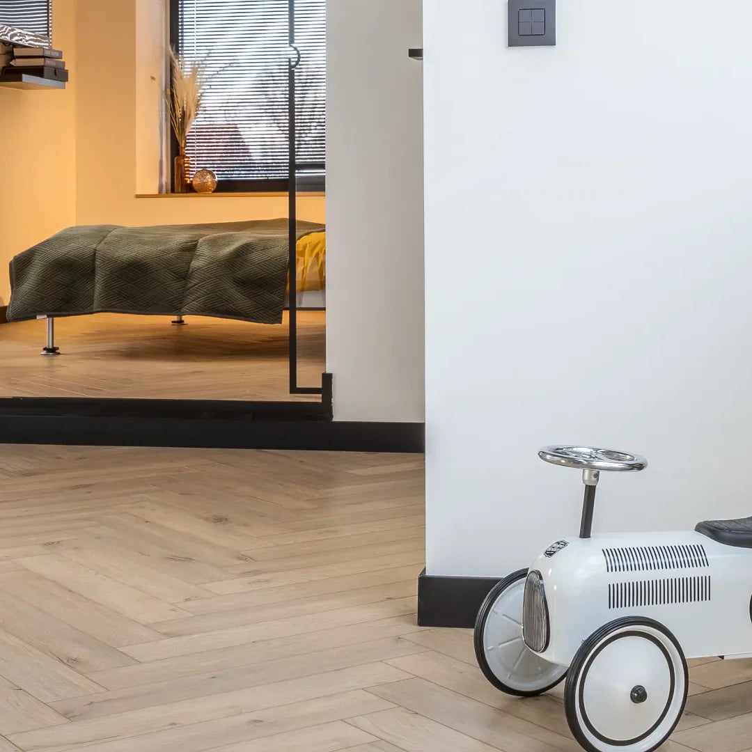 COREtec The Naturals Herringbone 806 Forest | Visgraat Click PVC