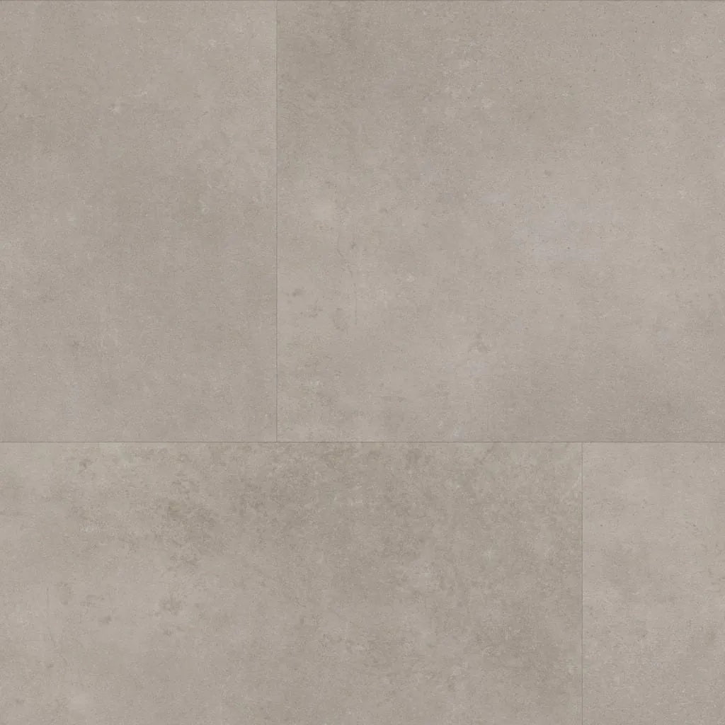 Close-up van Ambiant Sarino XL 67124212 Light Grey PVC tegelvloer - gedetailleerde betonlook textuur en zachte grijze tinten