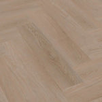 Ambiant Spigato Navaro Visgraat 96117511 Dark Oak PVC vloer - visgraatpatroon in donkere eikenhout look voor een elegant interieur