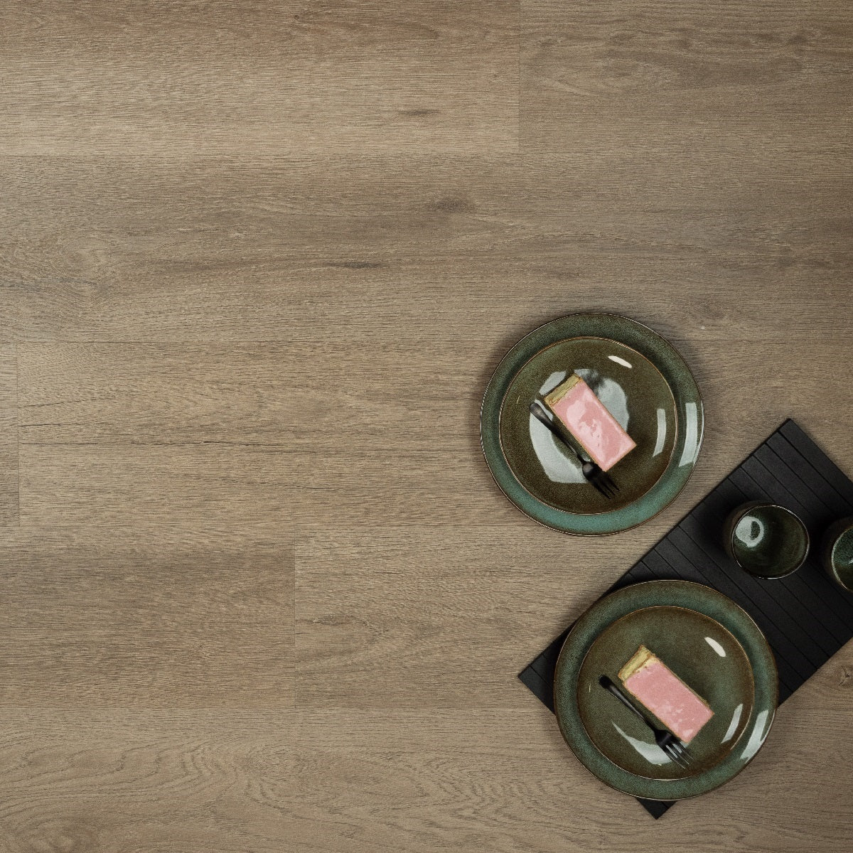 Douwes Dekker Ambitieus Riante Plank 04729 Spekkoek PVC vloer, robuust en elegant, perfect voor een stijlvolle en duurzame leefomgeving