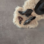 Douwes Dekker Ambitieus Flinke Tegel 04761 Muffin PVC vloer, combineert stijl en robuustheid, perfect voor eigentijdse interieurs