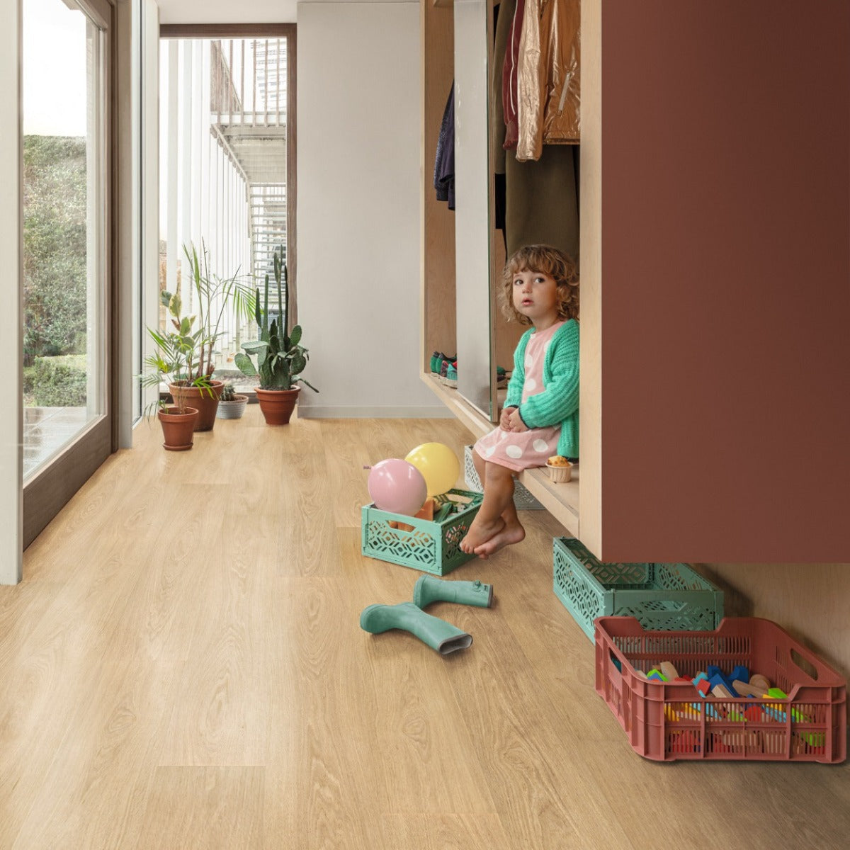 Floorify Lange Planken F001 Paris Tan PVC vloer - verfijnde houtlook planken die zorgen voor een eigentijds, elegant en gastvrij woongevoel
