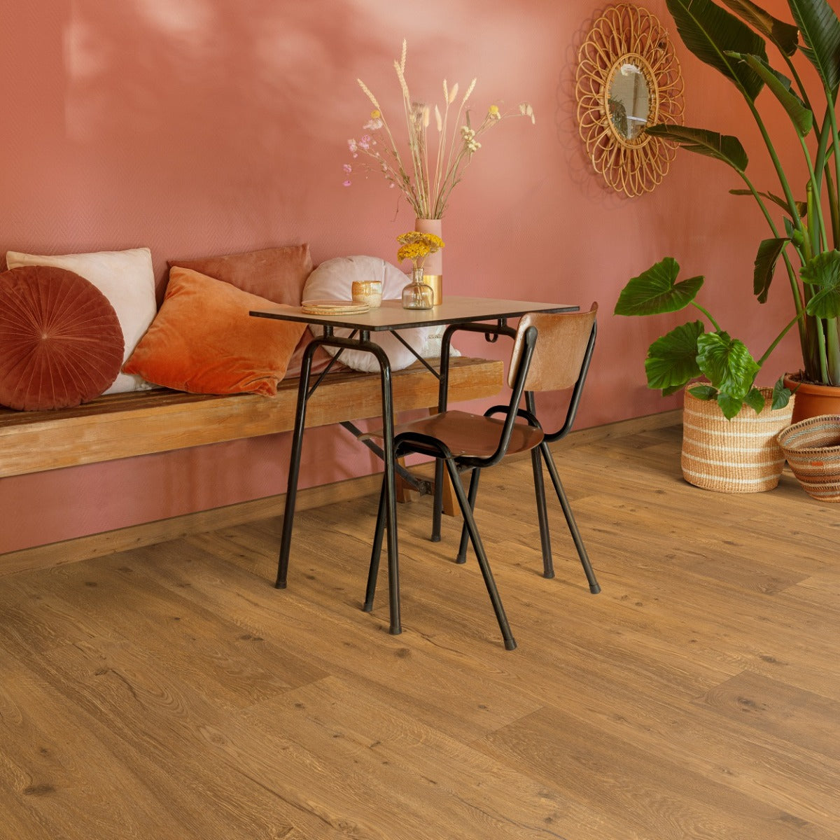 Floorify Lange Planken F033 Eivissa PVC vloer - elegante houtlook planken die zorgen voor een eigentijds, chic en gastvrij woongevoel