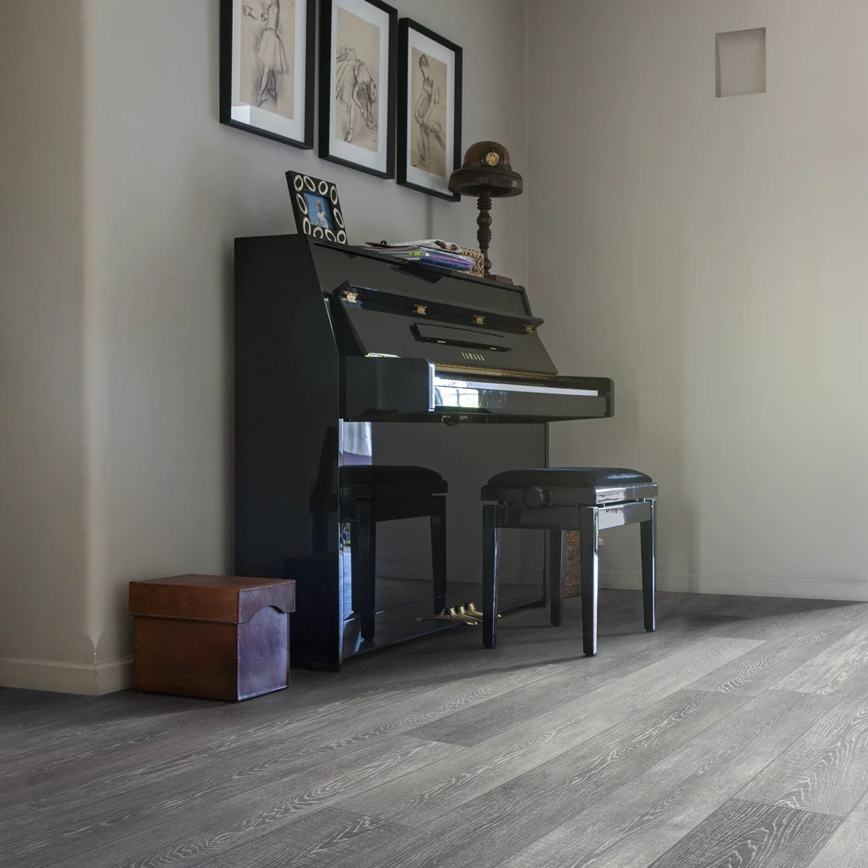 COREtec Essentials 1800++ Series Greystone Contempo Oak 34 | Click PVC