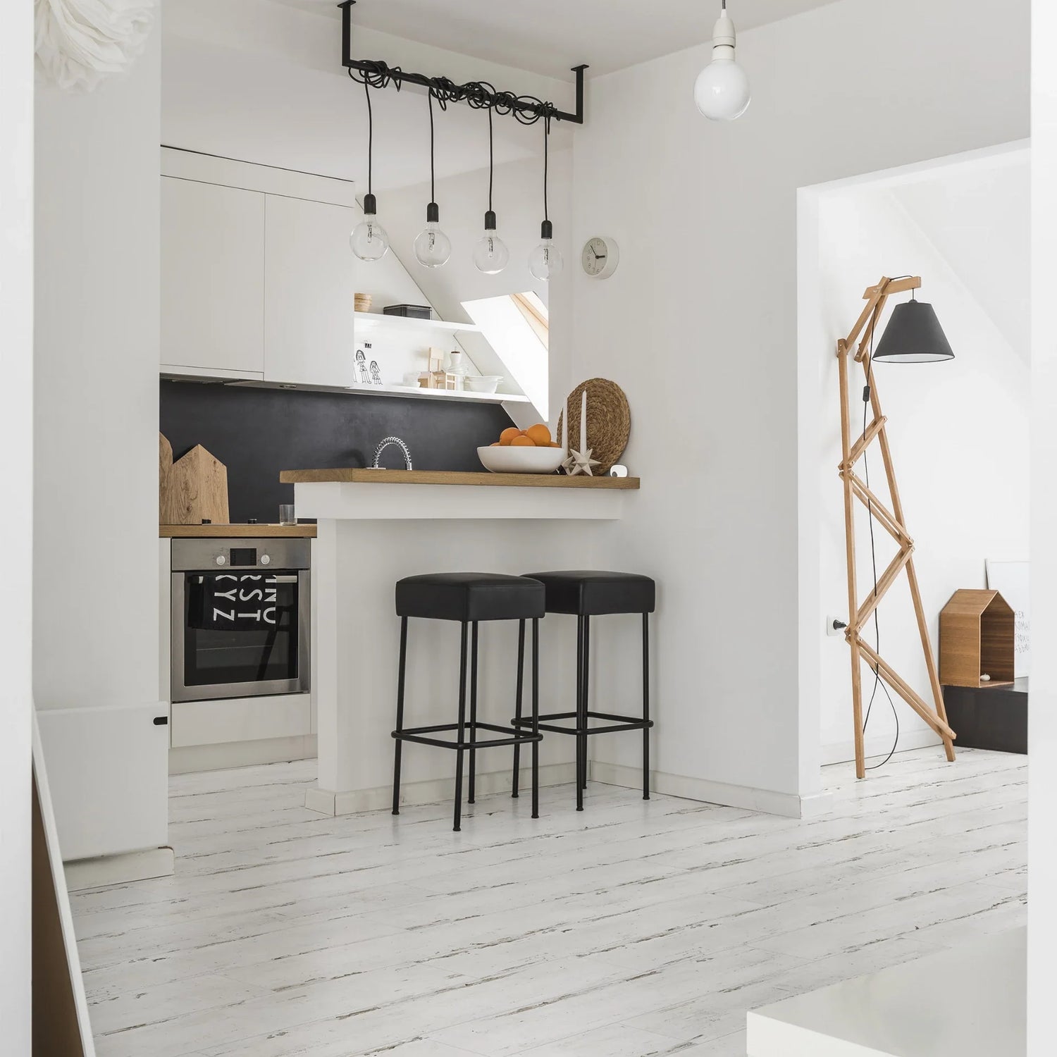 COREtec Essentials 1200+ Series Painted Oak 02 | Click PVC