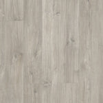 Quick Step Blos AVSPU40030 Canyon Grijze Eik met zaagsneden pvc vloer, stoere eikenhoutlook met zaagsneden voor een robuuste uitstraling