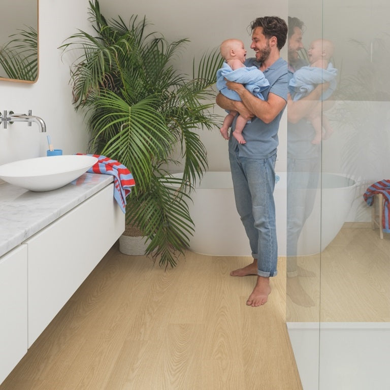Quick Step Blos AVSPU40278 Peperkoek Eik pvc vloer, rijke peperkoek eiken click-vloer, perfect voor een sfeervol en rustiek interieur
