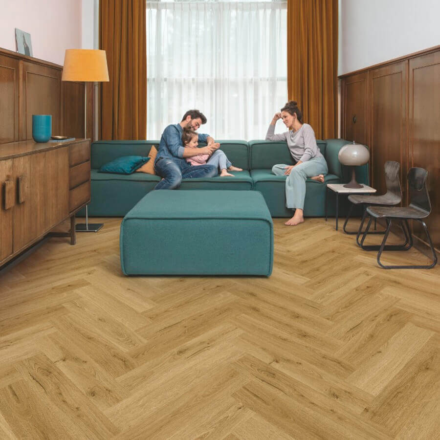 Quick Step Ciro AVHBU40363 Botanische Gerookte Eik pvc vloer, visgraatpatroon in gerookte eik voor een klassiek interieur