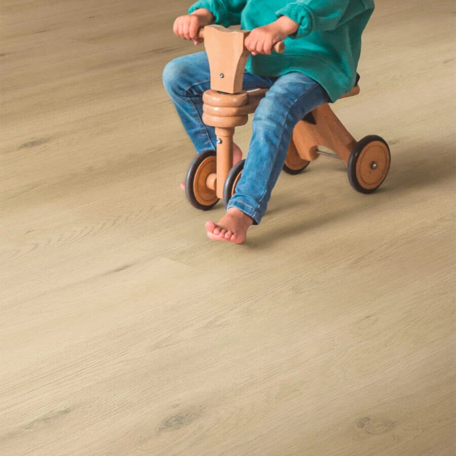 Quick Step Liv SGSPC20313 Ocean Bliss Naturel pvc vloer, lichte houtstructuur in naturel tinten, ideaal voor een serene sfeer